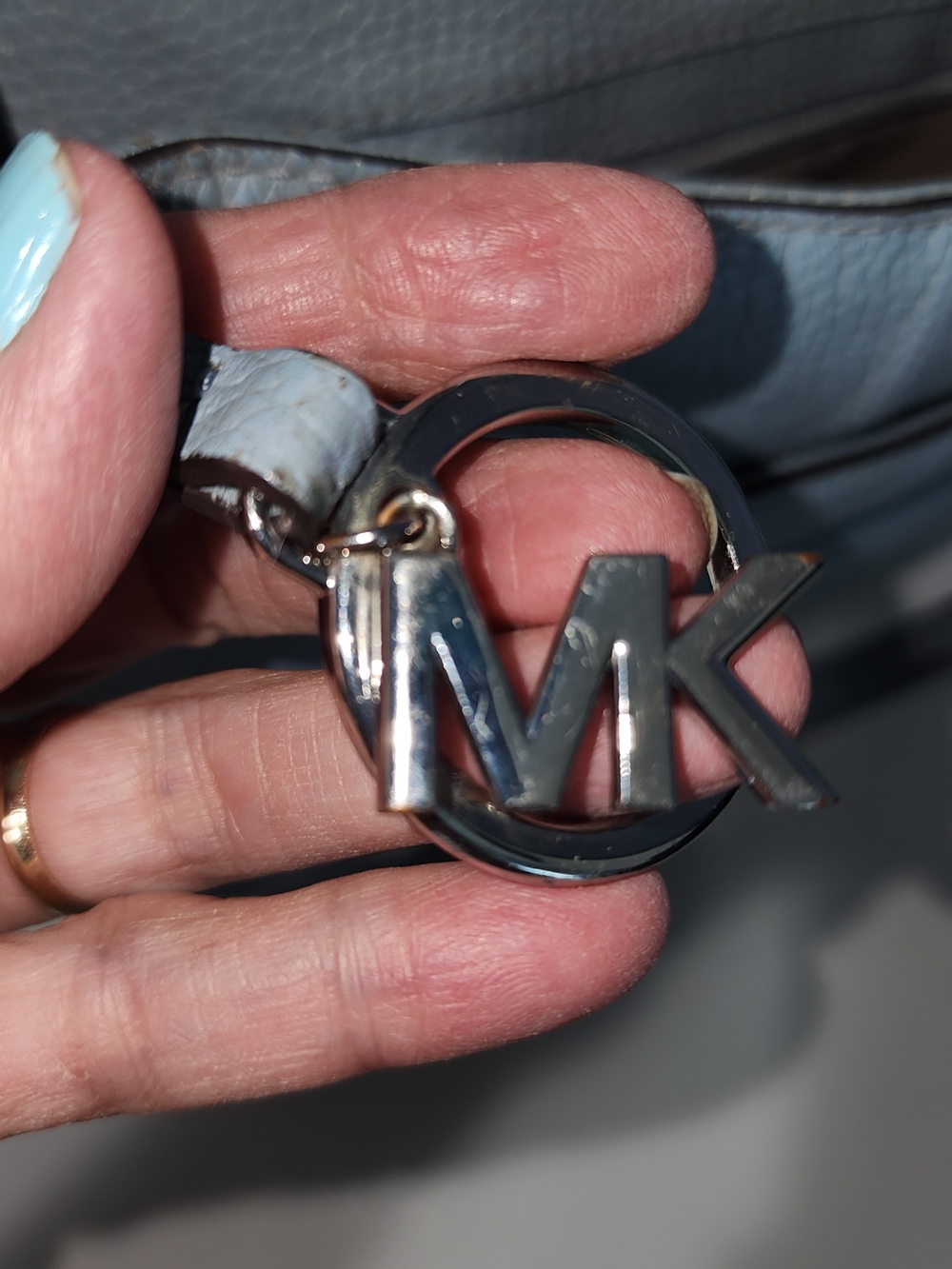 Michael Kors Light Blue Pebbled Leather Shoulder Bag MK Charm Silver Preowned - Picture 16 of 16